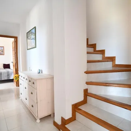 Maria With Swimming Pool & Sea View Villa *