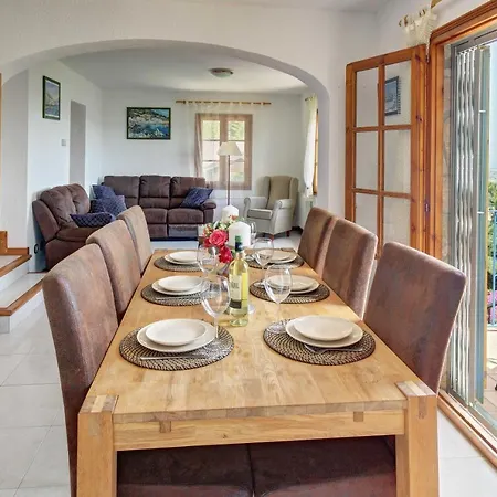 Maria With Swimming Pool & Sea View Villa *